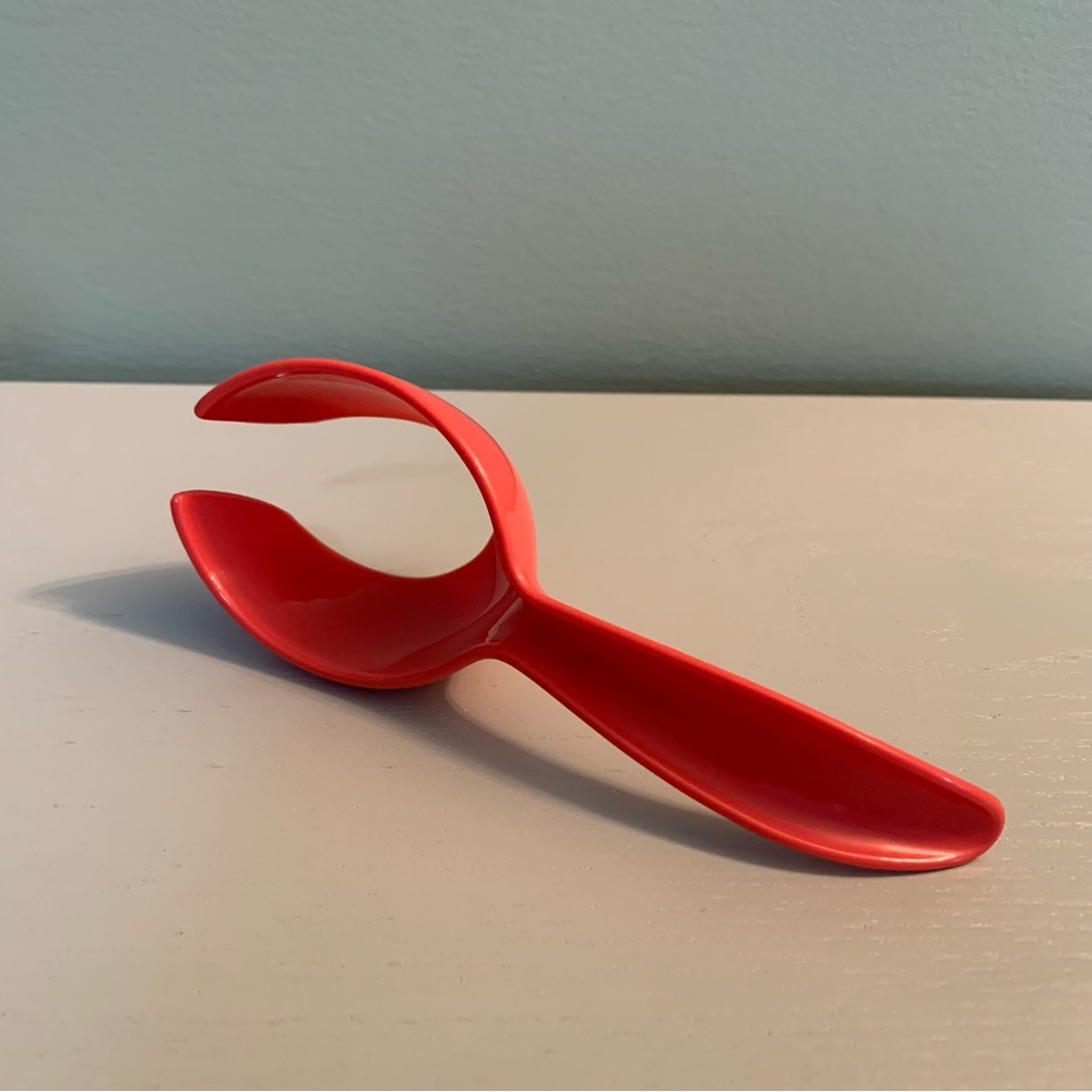 Tupperware Egg Lifter Spoon New